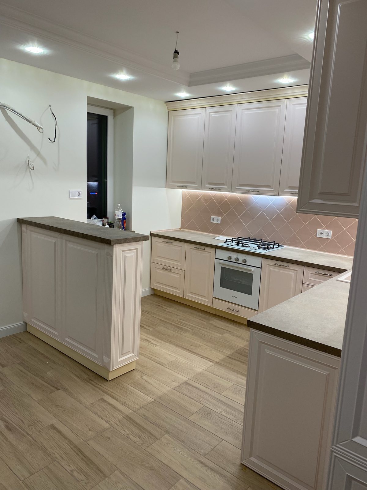 Custom Comfort: Crafting Dream Kitchens